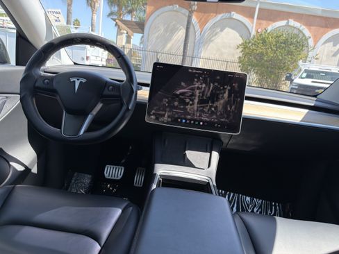 Used 2022 Tesla Model Y Performance AWD/4WD image 20