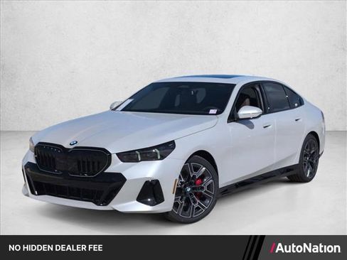 New 2026 BMW 530i w/ M Sport Package RWD image 1