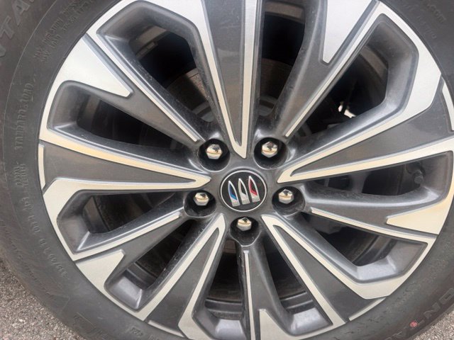 Used 2024 Buick Envision Preferred AWD/4WD image 11