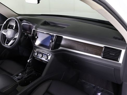 Used 2023 Volkswagen Atlas SE AWD/4WD image 31