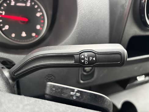 Used 2025 Mercedes-Benz Sprinter 2500 image 23