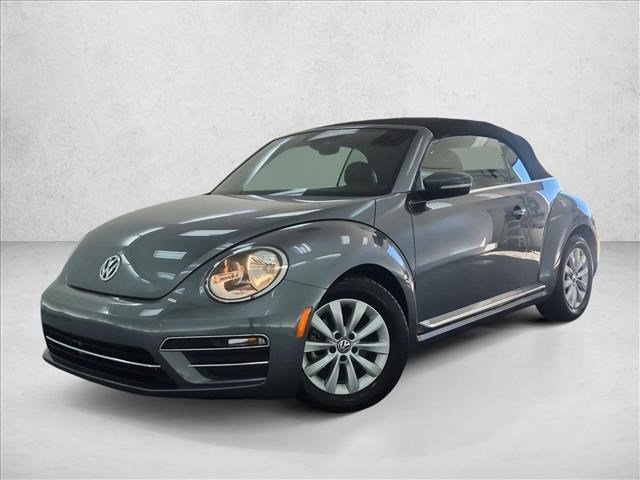 Used 2017 Volkswagen Beetle 1.8T S FWD image 1