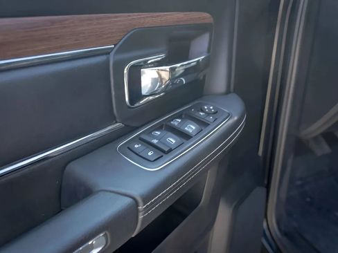 Used 2017 RAM 1500 Laramie w/ Convenience Group image 17