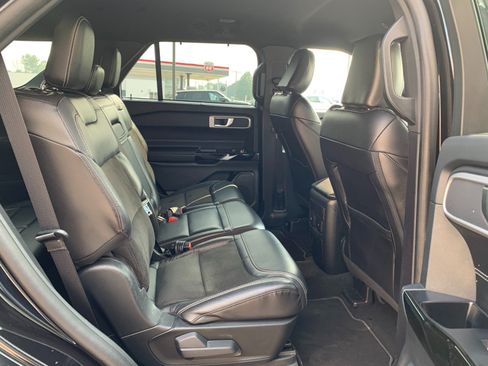 Used 2022 Ford Explorer ST AWD/4WD image 39