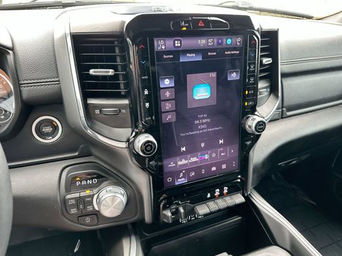 Used 2025 RAM 1500 Laramie w/ Laramie Southwest Edition image 16