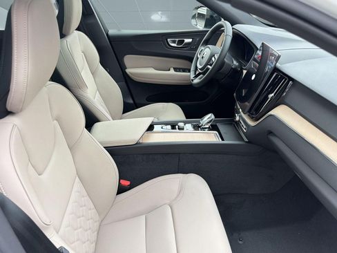 New 2026 Volvo XC60 B5 Plus w/ Protection Package Premier image 30