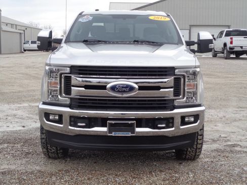 Used 2019 Ford F250 XLT w/ XLT Premium Package image 4