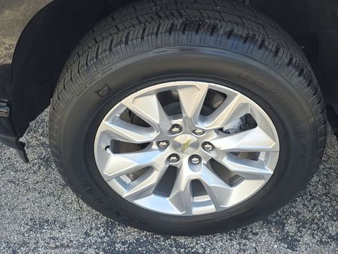 Used 2021 Chevrolet Silverado 1500 Custom image 9