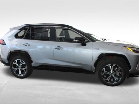 Certified 2022 Toyota RAV4 XSE w/ Weather Package AWD/4WD image 72