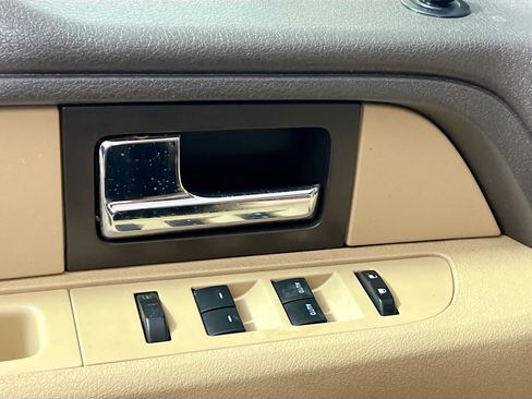 Used 2012 Ford F150 XLT w/ XLT Convenience Pkg image 16