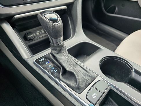 Used 2016 Hyundai Sonata SE image 28