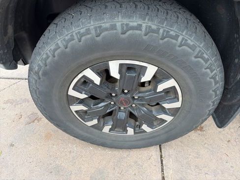 Used 2023 Nissan Frontier PRO-4X w/ Pro Convenience Package AWD/4WD image 12
