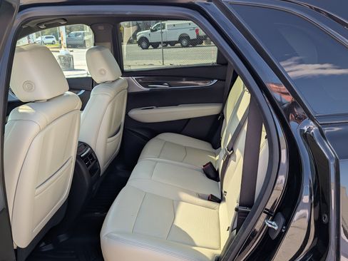 Used 2020 Cadillac XT5 Sportv AWD/4WD image 14