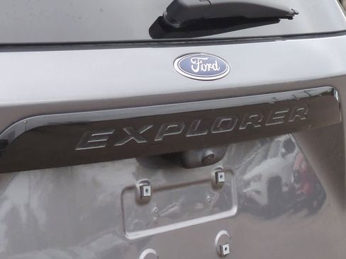 Used 2023 Ford Explorer ST w/ Equipment Group 401A AWD/4WD image 13
