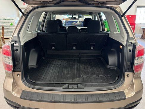 Used 2015 Subaru Forester 2.5i AWD/4WD image 24