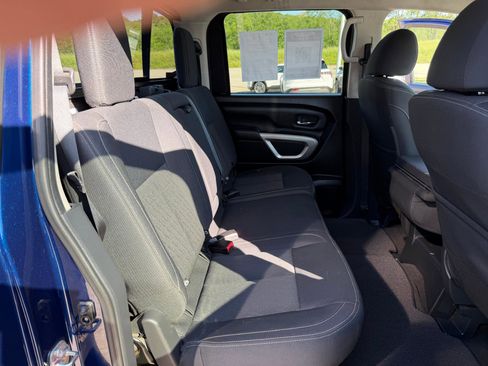 Used 2019 Nissan Titan SV AWD/4WD image 33