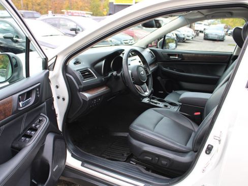 Used 2019 Subaru Outback 2.5i Limited image 24