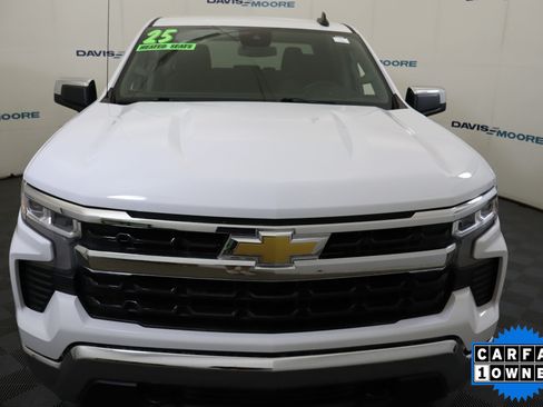 Used 2025 Chevrolet Silverado 1500 LT AWD/4WD image 14