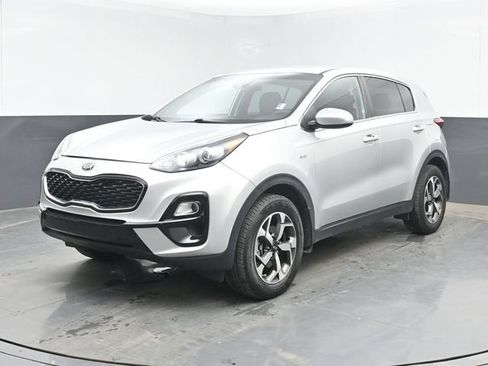 Used 2020 Kia Sportage LX AWD/4WD image 10