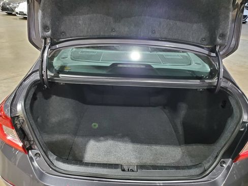 Used 2019 Honda Accord Sport image 37