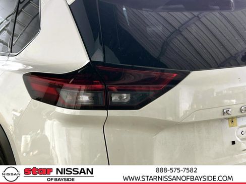 Used 2023 Nissan Rogue Platinum w/ Platinum Premium Package image 8