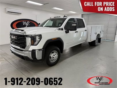 New 2025 GMC Sierra 3500 Pro w/ Convenience Package