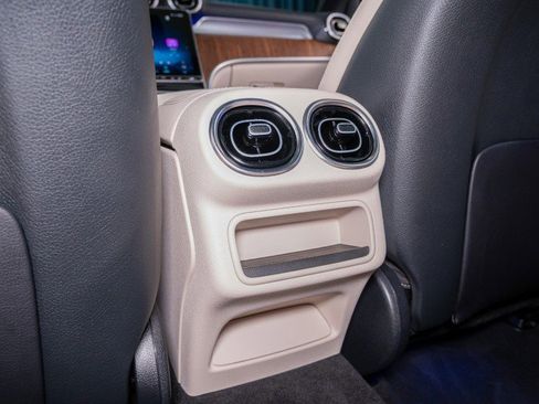 Certified 2026 Mercedes-Benz GLC 300 4MATIC image 25