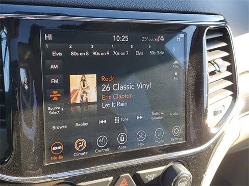 Used 2020 Jeep Grand Cherokee Limited image 26