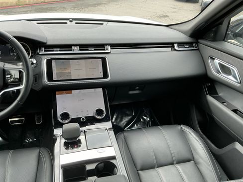 Used 2023 Land Rover Range Rover Velar R-Dynamic S image 16