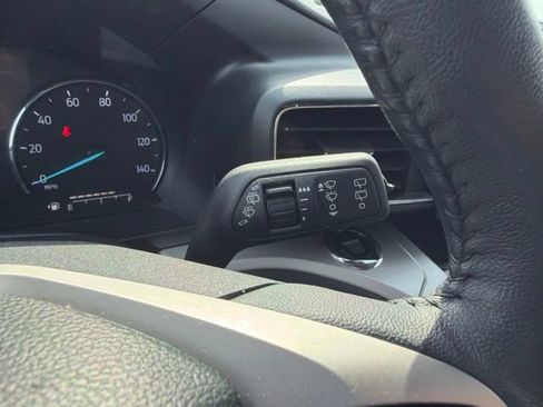 Used 2024 Ford Explorer XLT w/ Equipment Group 202A AWD/4WD image 38