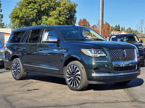 Used 2023 Lincoln Navigator L Black Label image 1