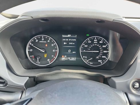 Used 2025 Subaru Crosstrek 2.5i Premium AWD/4WD image 12