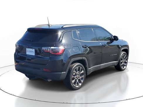 Used 2021 Jeep Compass Latitude AWD/4WD image 4
