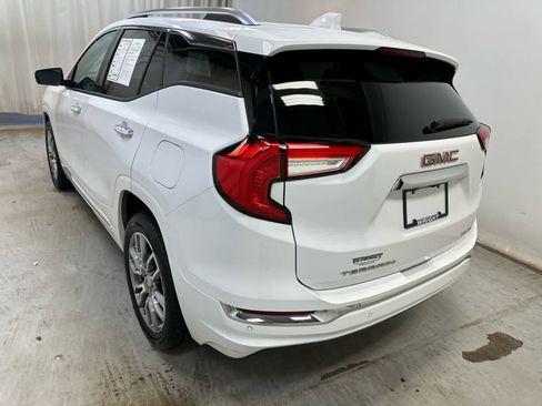Used 2023 GMC Terrain Denali AWD/4WD image 2