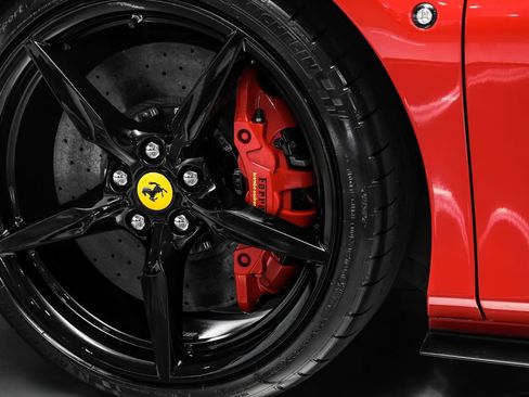 Used 2020 Ferrari F8 Tributo RWD image 55