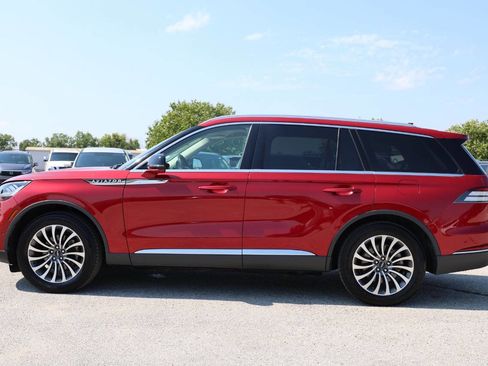 Used 2020 Lincoln Aviator Reserve w/ Equipment Group 201A image 8