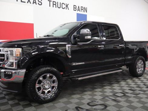 Used 2021 Ford F250 Lariat w/ Lariat Ultimate Package AWD/4WD image 12
