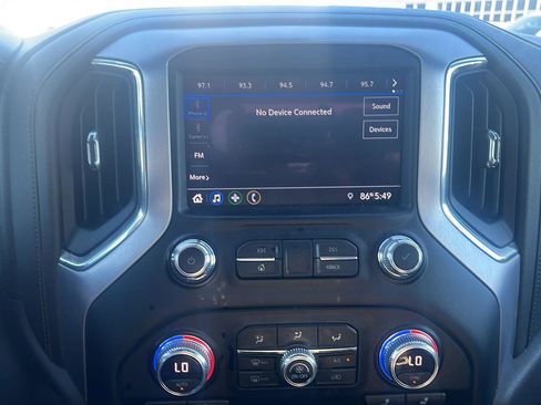 Used 2020 GMC Sierra 1500 Elevation w/ Elevation Value Package image 20