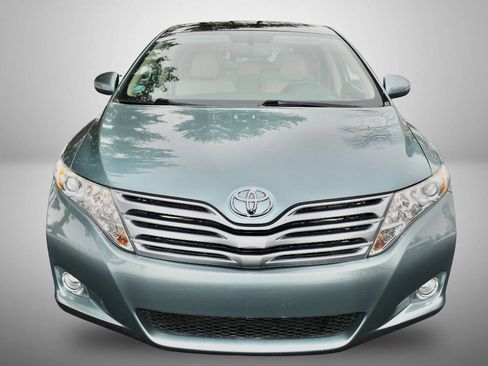 Used 2011 Toyota Venza AWD w/ Convenience Pkg image 10