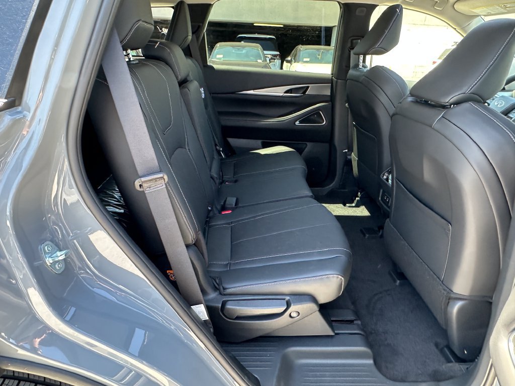 New 2027 INFINITI QX60 Luxe w/ Cargo Package AWD/4WD image 19