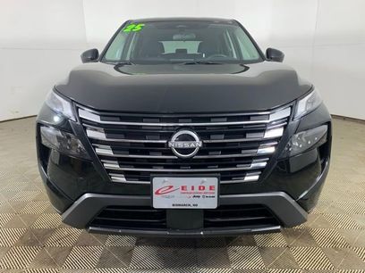 Used 2025 Nissan Rogue SV