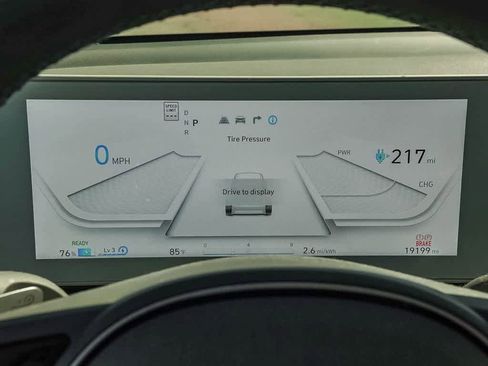 Used 2024 Hyundai Ioniq 5 SEL image 23