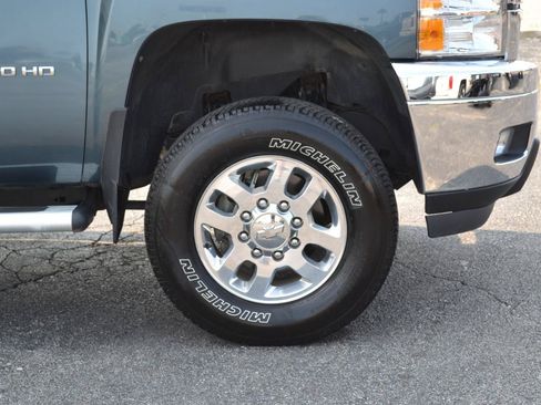 Used 2011 Chevrolet Silverado 2500 LT w/ Convenience Package AWD/4WD image 45