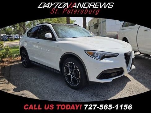 Used 2023 Alfa Romeo Stelvio Ti image 1