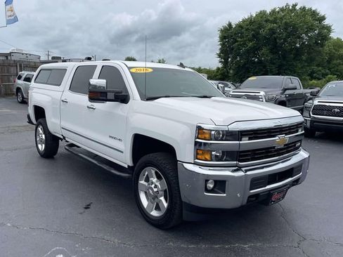 Used 2016 Chevrolet Silverado 2500 LTZ w/ LTZ Plus Package AWD/4WD image 6