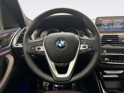 Used 2018 BMW X3 xDrive30i w/ Premium Package AWD/4WD image 12