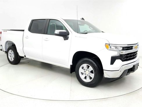 Used 2025 Chevrolet Silverado 1500 LT image 7