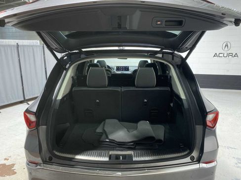 Used 2023 Acura MDX SH-AWD w/ Advance Package image 19