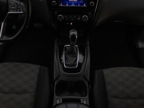 Used 2020 Nissan Rogue Sport SV w/ All-Weather Package image 16