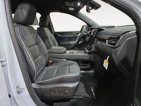 New 2026 GMC Acadia Denali image 35